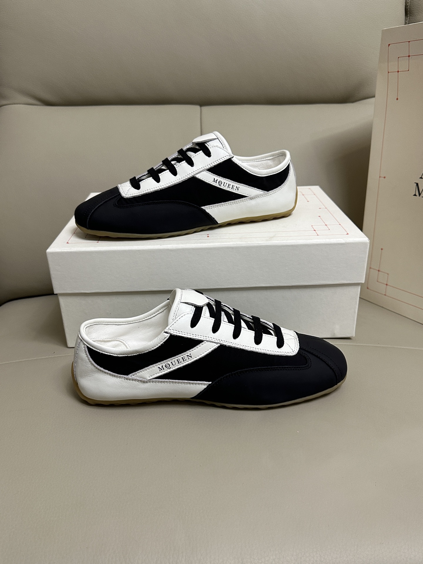 McQueen Shoes OG - 图片 3