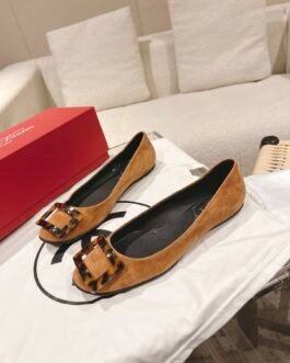 Roger Vivier Shoes OG