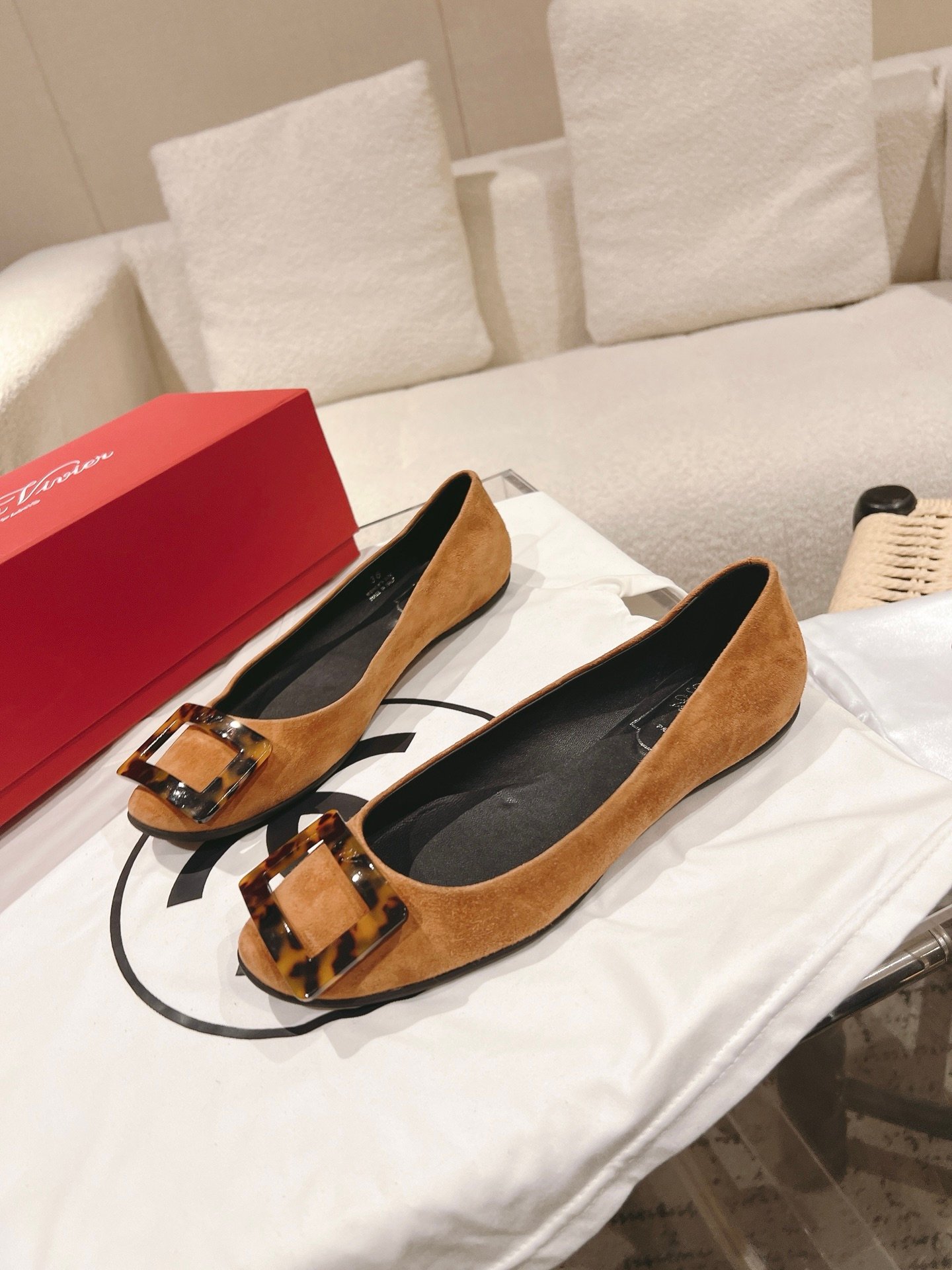 Roger Vivier Shoes OG