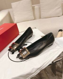 Roger Vivier Shoes OG