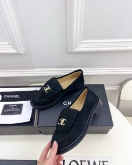 Chanel Shoes OG