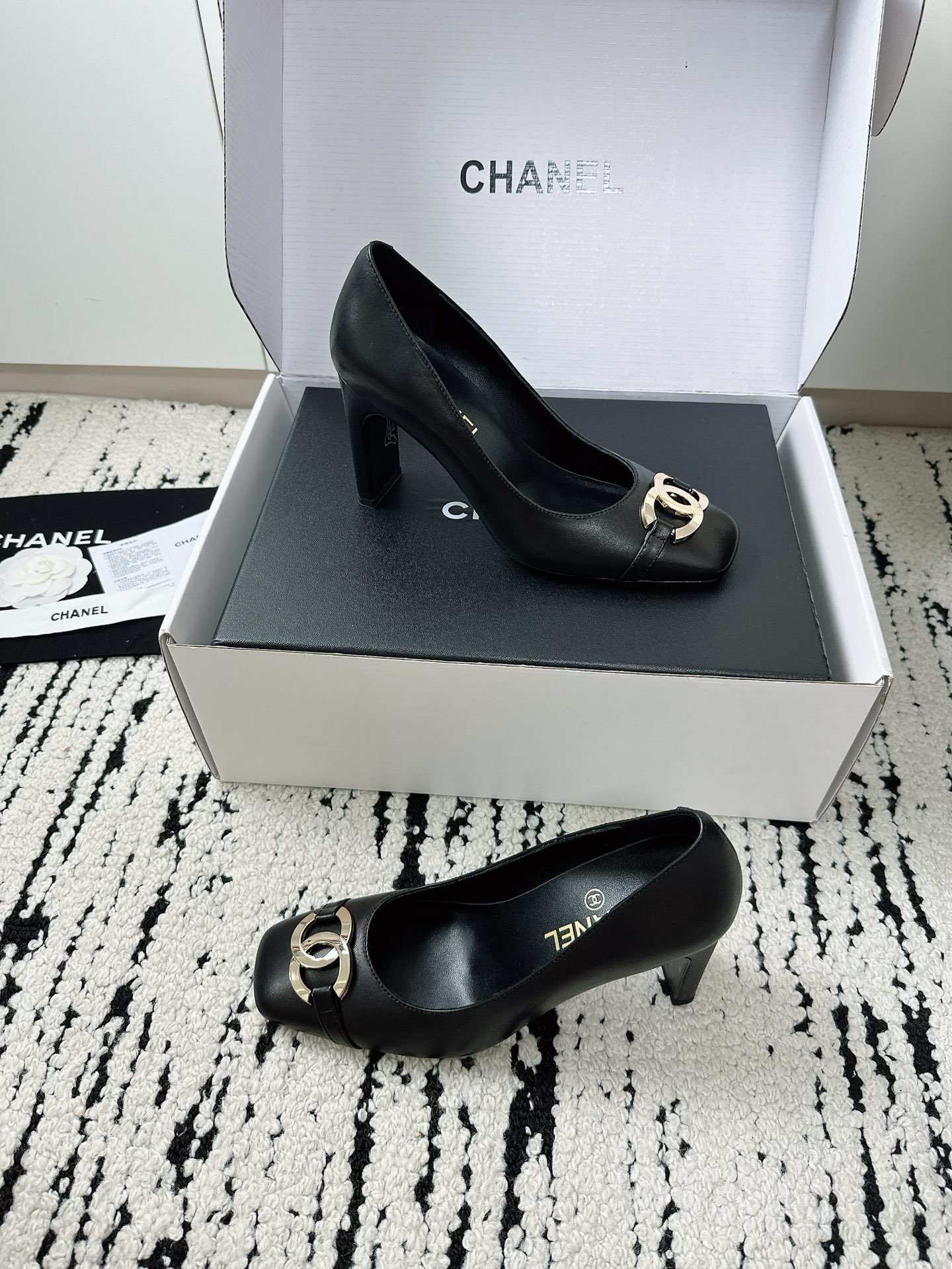 Chanel Shoes OG