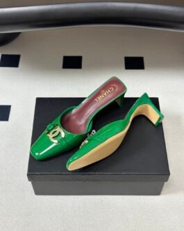 Chanel Shoes OG