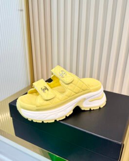 Chanel Shoes OG