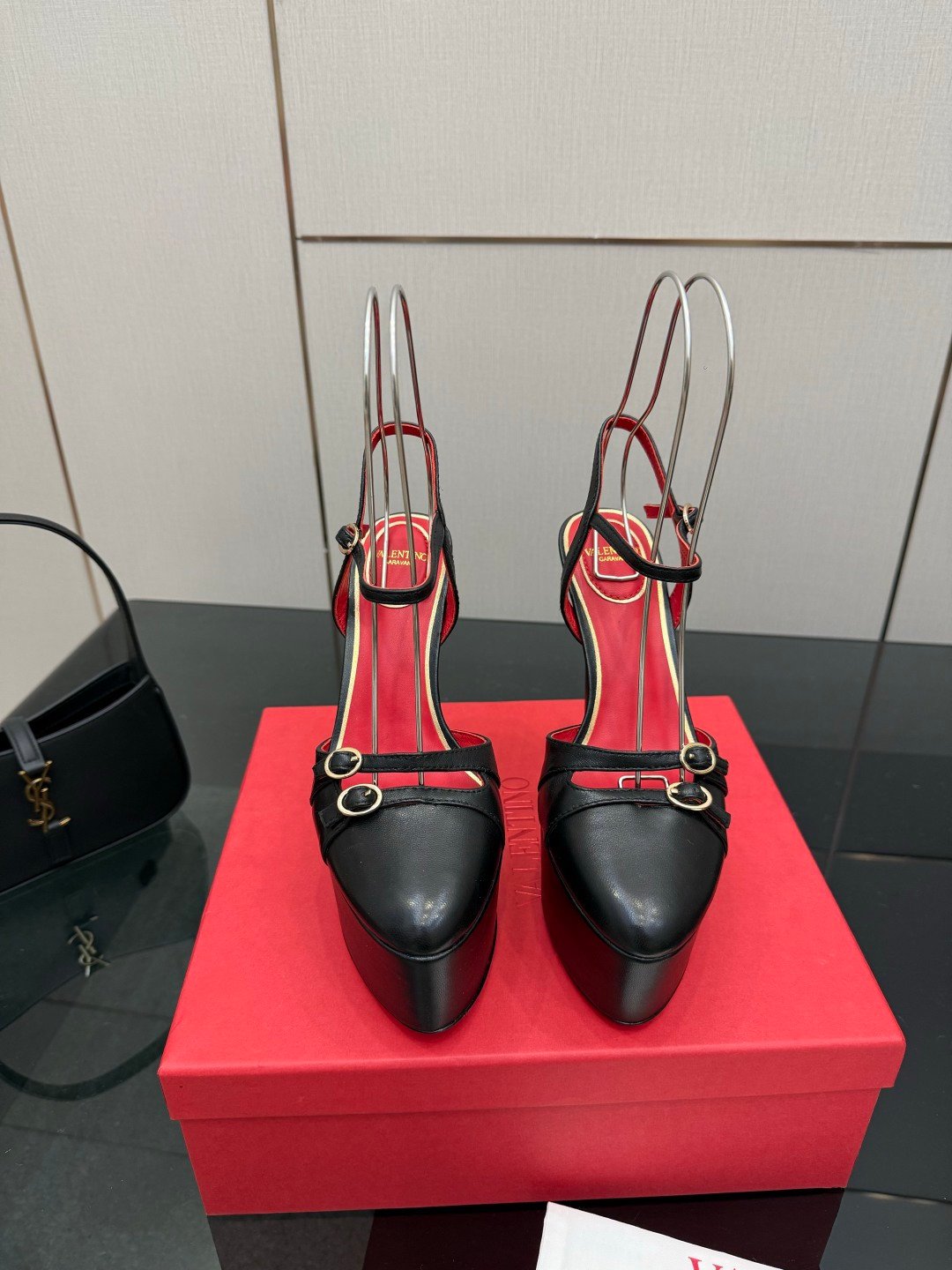 Valentino Shoes OG - 图片 3
