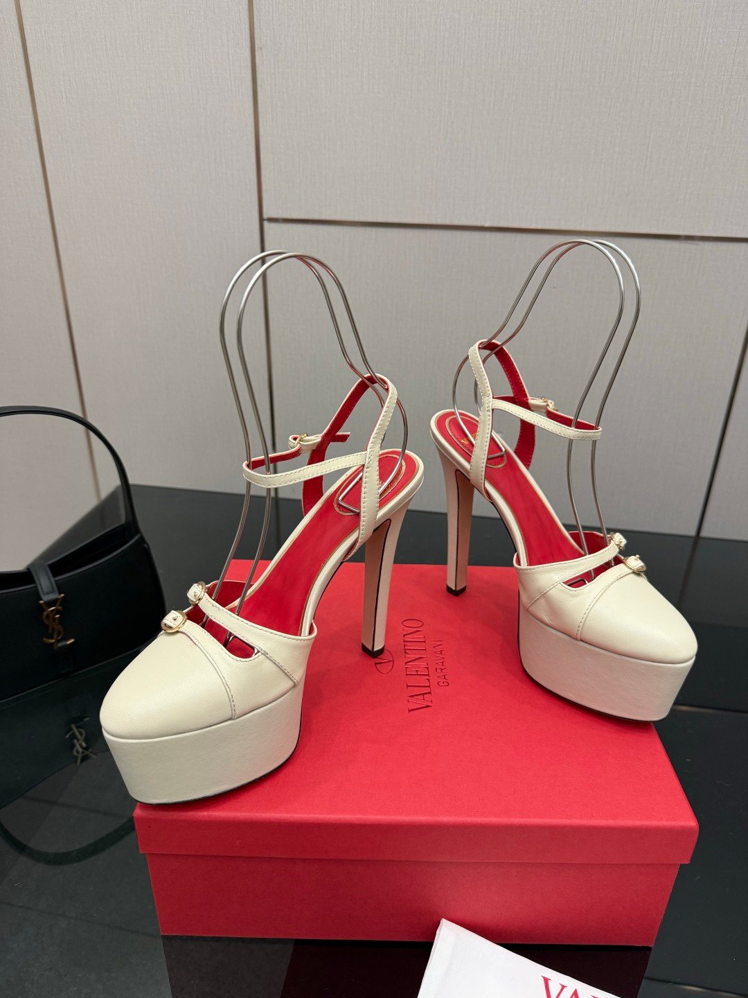 Valentino Shoes OG - 图片 4