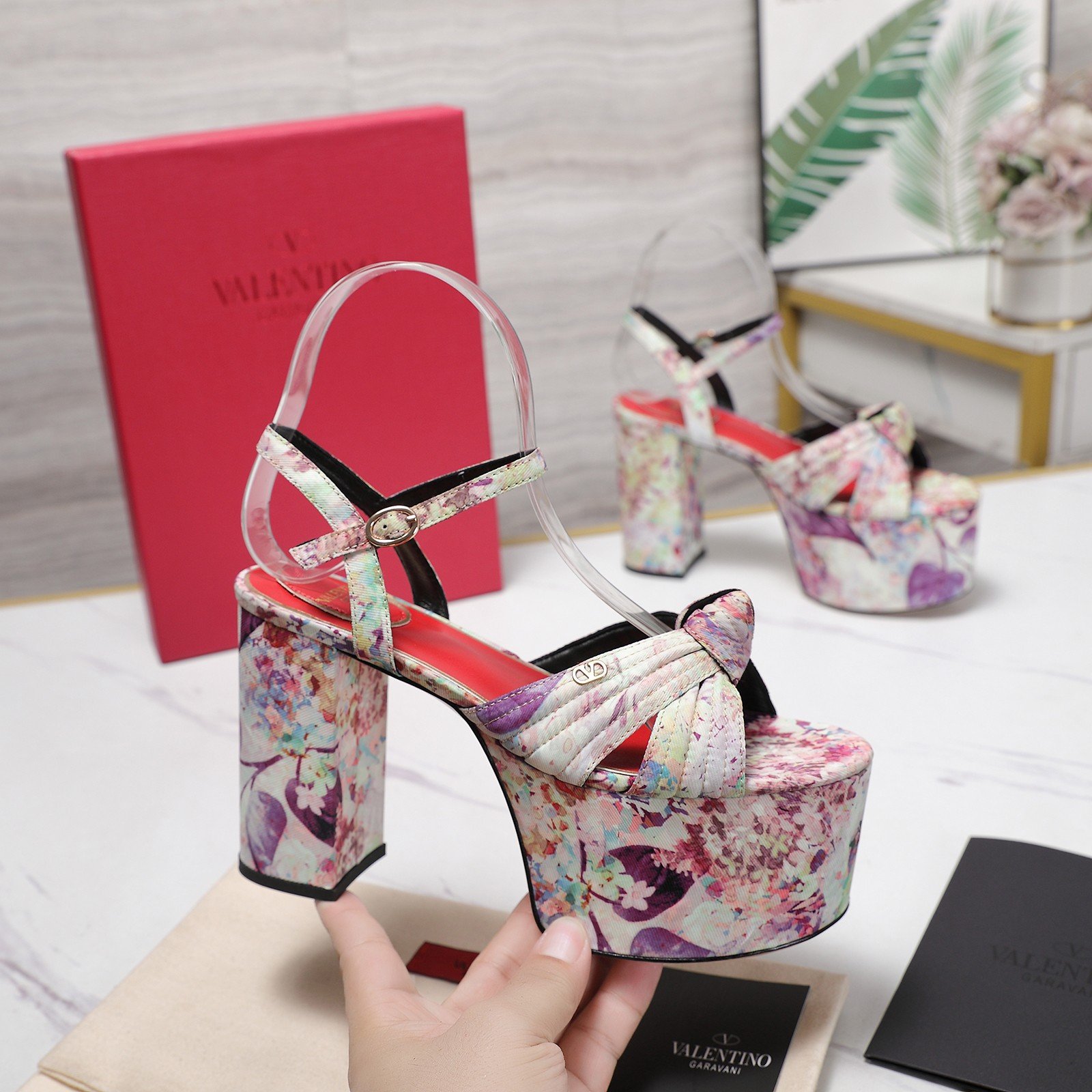 Valentino Shoes OG